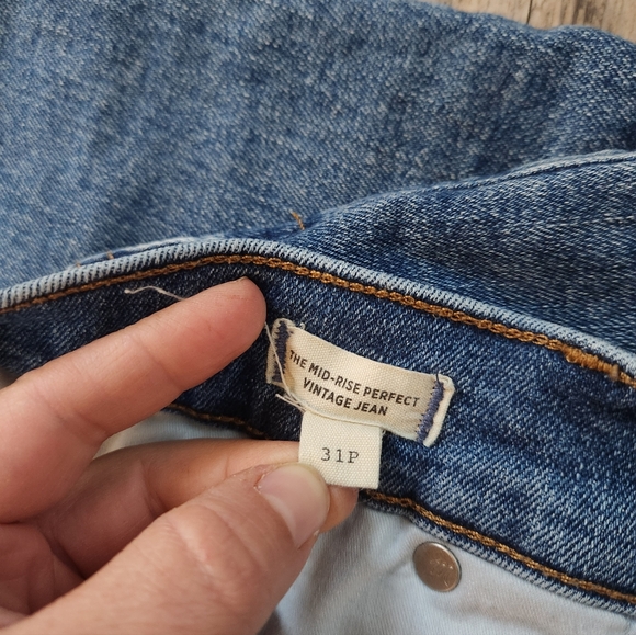 Madewell The Mid-Rise Perfect Vintage Jean Size 31P - Picture 5 of 5